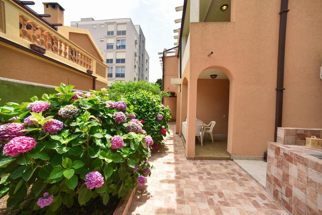 Mg Apartments And Rooms Budva Exterior foto